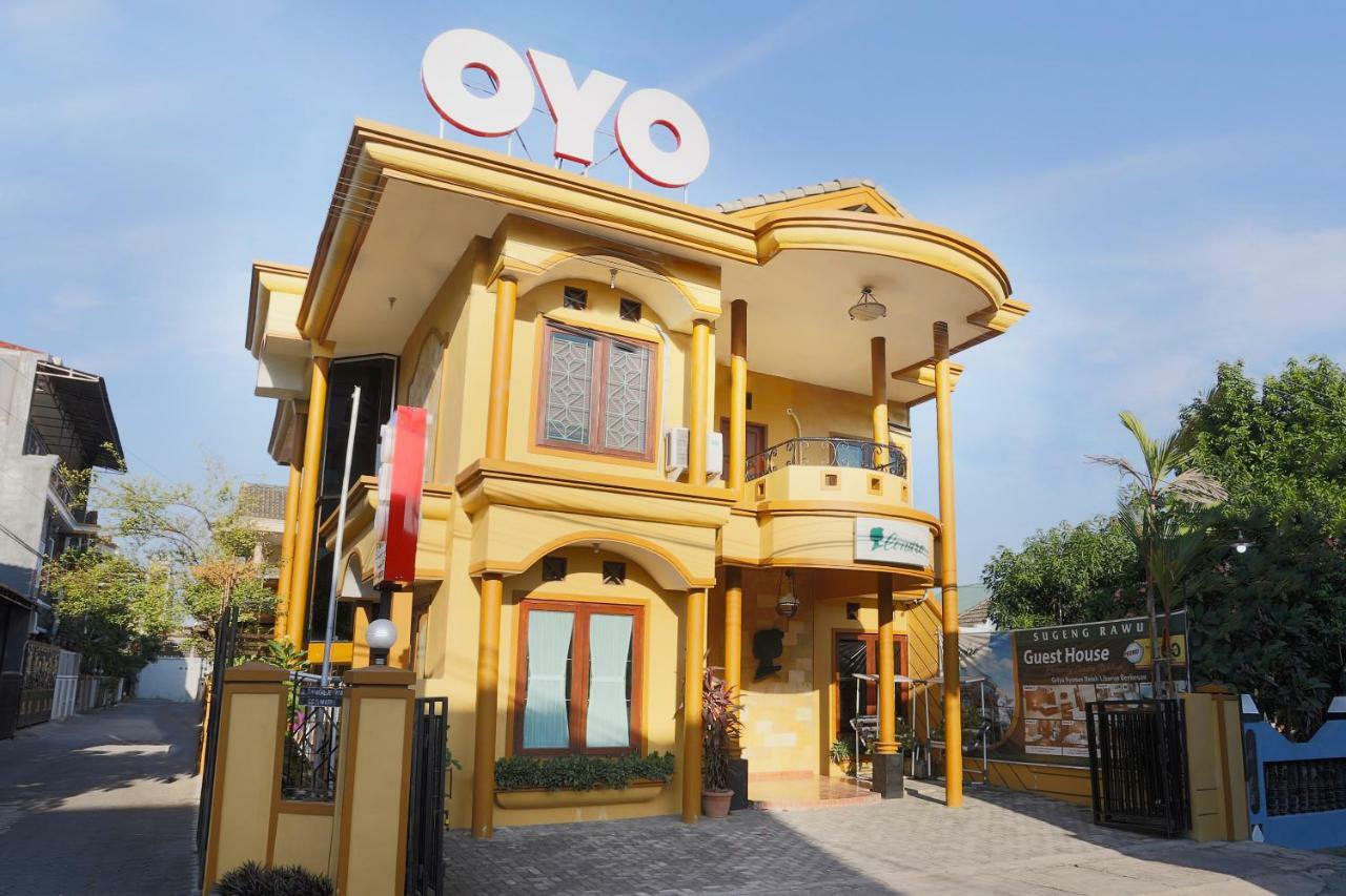 Oyo 1072 Kampung Condro Wulan Guesthouse Maguwo Exteriör bild