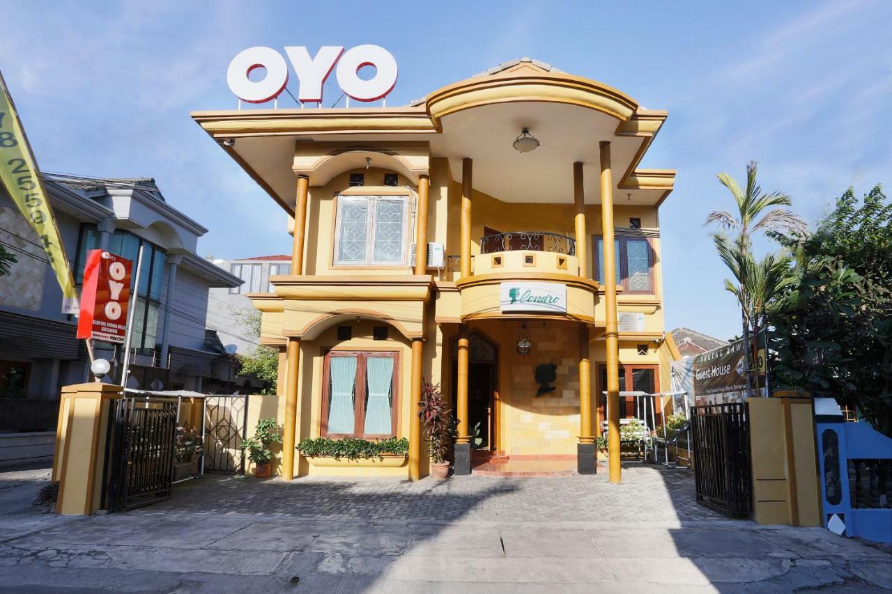 Oyo 1072 Kampung Condro Wulan Guesthouse Maguwo Exteriör bild
